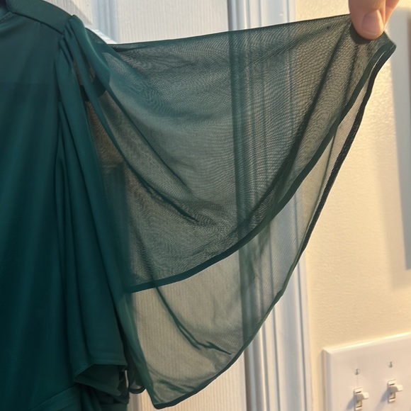 David’s Bridal Hunter Green Flutter Sleeve Bridesmaids Dress - Picture 6 of 10